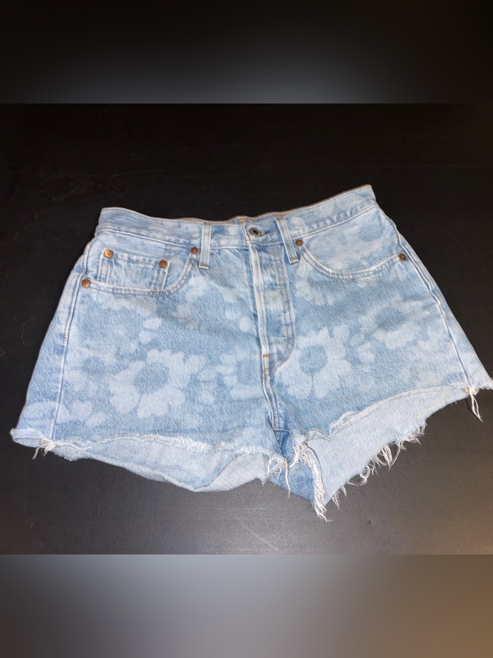 Levi's Light Blue Floral Bleach Denim Shorts Size 27